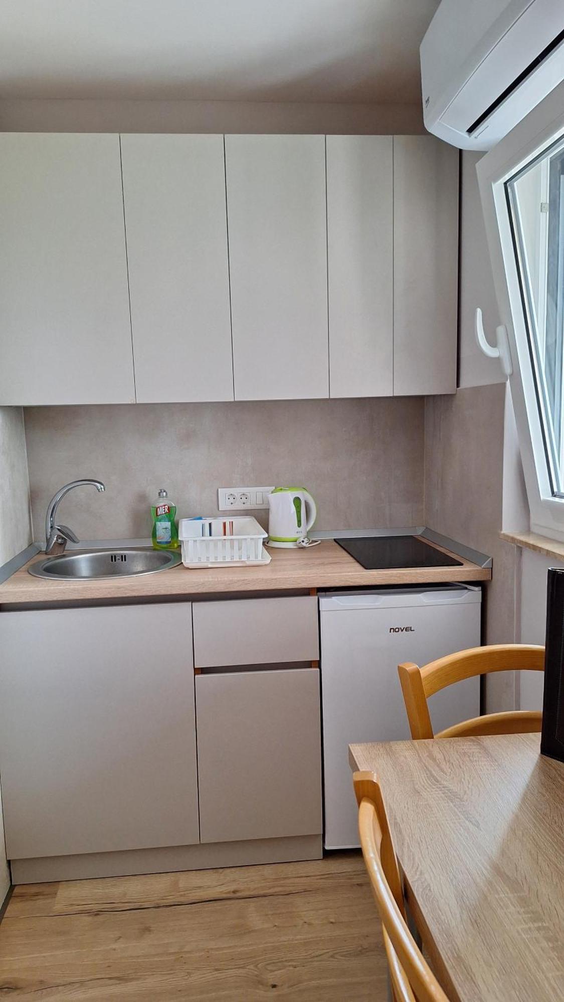 Apartments Srzentic Petrovac エクステリア 写真
