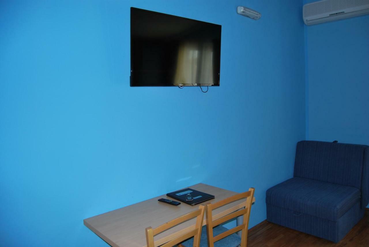 Apartments Srzentic Petrovac エクステリア 写真